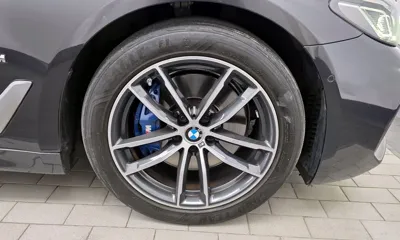 BMW 5-Series 2021, 93203 км, за 23624.79 USD