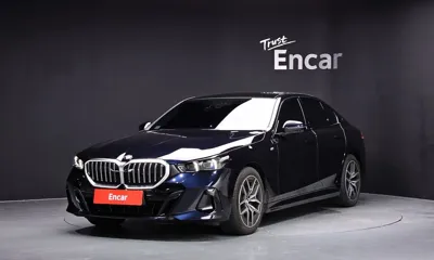BMW 5-Series · 2024 год