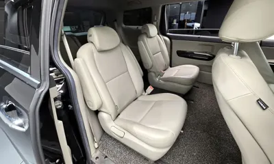 Kia Canival 2018, 136260 км, за 8255.86 USD - фото 12
