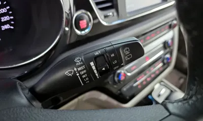 Kia Canival 2018, 136260 км, за 8255.86 USD - фото 17