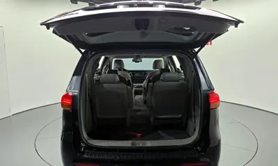 Kia Canival 2018, 136260 км, за 8255.86 USD - фото 20