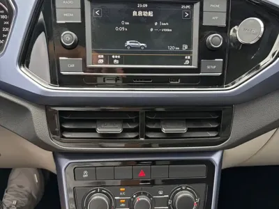 Volkswagen T-Cross 2020, 46000 км, за 8803.59 USD - фото 12