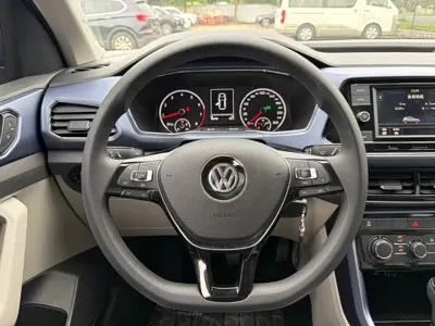 Volkswagen T-Cross 2020, 46000 км, за 8803.59 USD - фото 14