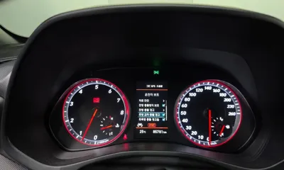 Hyundai Veloster 2018, 85781 км, за 7741.35 USD - фото 8