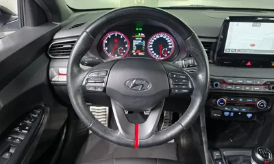 Hyundai Veloster 2018, 85781 км, за 7741.35 USD - фото 13
