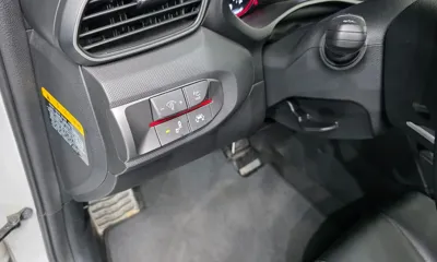 Hyundai Veloster 2018, 85781 км, за 7741.35 USD - фото 17