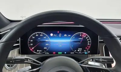 Mercedes-Benz E-Class 2025, 5789 км, за 50162.89 USD - фото 8