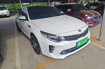 Kia K5 2016, 62400 км, за 7558 USD