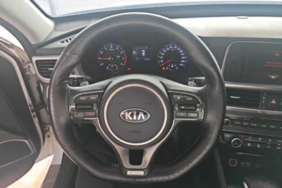 Kia K5 2016, 62400 км, за 7558 USD - фото 13