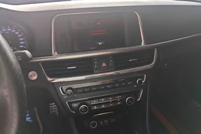Kia K5 2016, 62400 км, за 7558 USD - фото 15