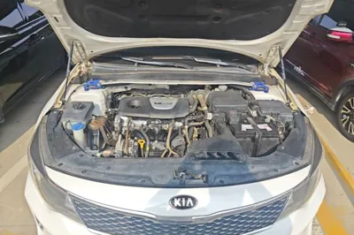 Kia K5 2016, 62400 км, за 7558 USD - фото 24