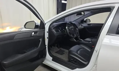 Hyundai Sonata 2016, 91495 км, за 5789.75 USD - фото 10
