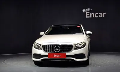 Mercedes-Benz E-Class 2017, 113784 км, за 12406.46 USD