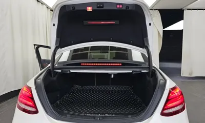 Mercedes-Benz E-Class 2017, 113784 км, за 12406.46 USD - фото 20
