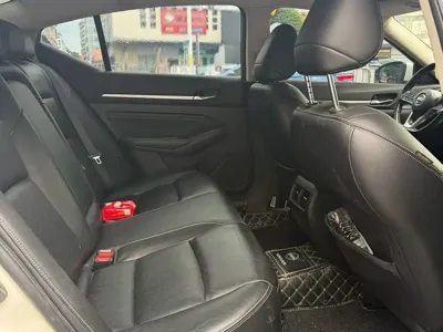 Nissan Teana 2019, 110000 км, за 9564.26 USD