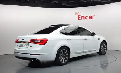 Kia K7 2014, 157492 км, за 4625.04 USD