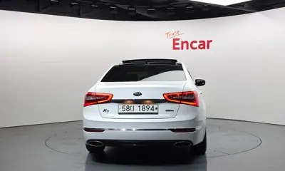 Kia K7 2014, 157492 км, за 4625.04 USD