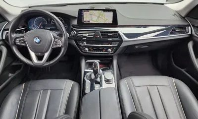 BMW 5-Series 2019, 41065 км, за 16423.83 USD - фото 7