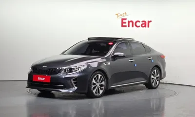 Kia K5 · 2016 год