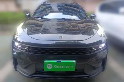 Lynk & Co 01 2021, 53500 км, за 15996 USD