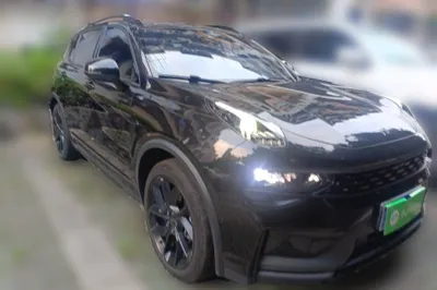 Lynk & Co 01 2021, 53500 км, за 15996 USD