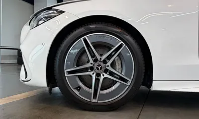 Mercedes-Benz C-Class 2025, 13215 км, за 32178.37 USD