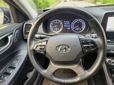 Hyundai Grandeur 2018, 73769 км, за 10553.75 USD - фото 9