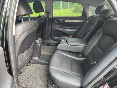 Hyundai Grandeur 2018, 73769 км, за 10553.75 USD - фото 15