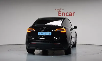 Tesla Model Y 2025, 15186 км, за 28537.99 USD