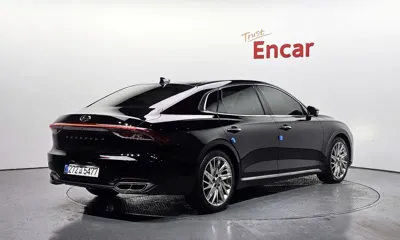 Hyundai Grandeur 2023, 71617 км, за 16738.87 USD