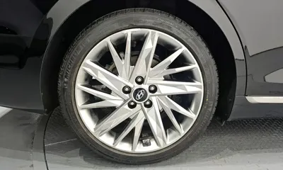Hyundai Grandeur 2023, 71617 км, за 16738.87 USD