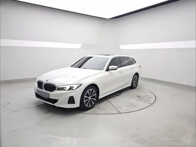 BMW 3-Series · 2023 год