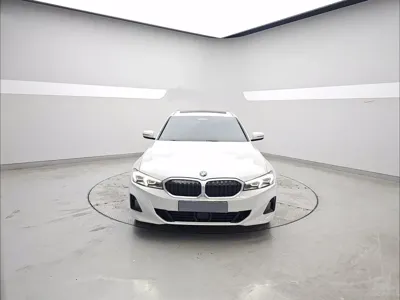 BMW 3-Series 2023, 34680 км, за 24223.47 USD