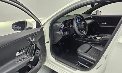 Mercedes-Benz A-Class 2020, 90945 км, за 12247.56 USD - фото 10