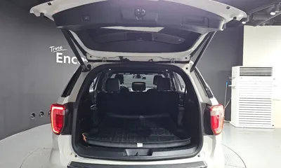 Ford Explorer 2019, 91305 км, за 10831.04 USD - фото 20