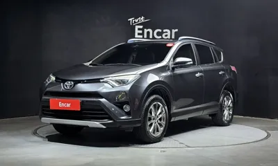 Toyota RAV4 · 2018 год