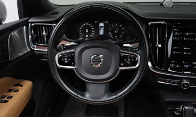 Volvo V60 2021, 46513 км, за 20021.01 USD - фото 15