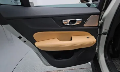 Volvo V60 2021, 46513 км, за 20021.01 USD - фото 25