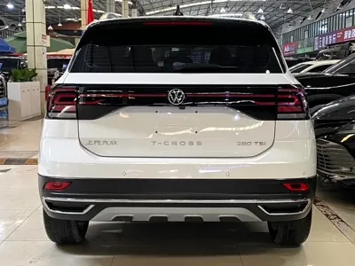 Volkswagen T-Cross 2022, 20000 км, за 13213.4 USD