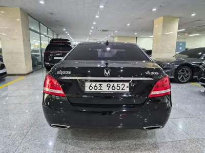 Hyundai Equus 2013, 202740 км, за 3575.37 USD