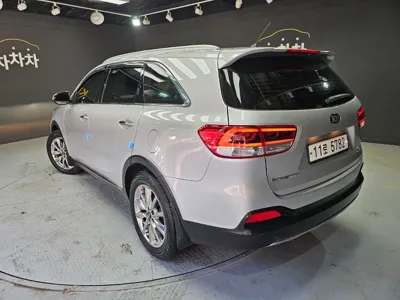 Kia Sorento 2015, 165870 км, за 6501.63 USD