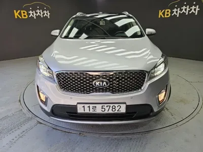 Kia Sorento 2015, 165870 км, за 6501.63 USD