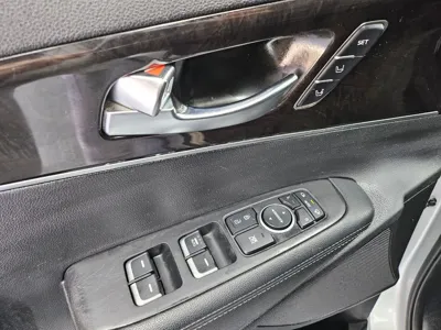 Kia Sorento 2015, 165870 км, за 6492.33 USD - фото 16