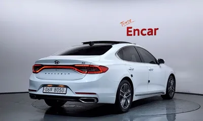 Hyundai Grandeur 2017, 149888 км, за 6840.39 USD