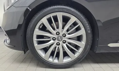 Genesis G80 2018, 47891 км, за 15081.58 USD