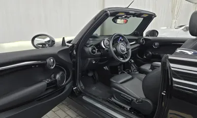 MINI Cooper Convertible 2018, 115544 км, за 7351.98 USD - фото 10