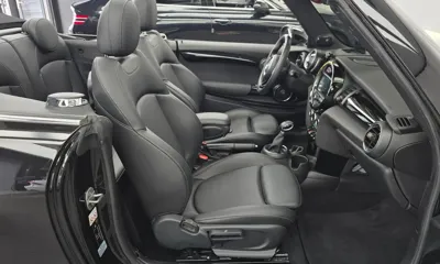 MINI Cooper Convertible 2018, 115544 км, за 7351.98 USD - фото 11