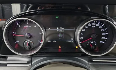Kia Canival 2021, 125352 км, за 12800.32 USD - фото 8
