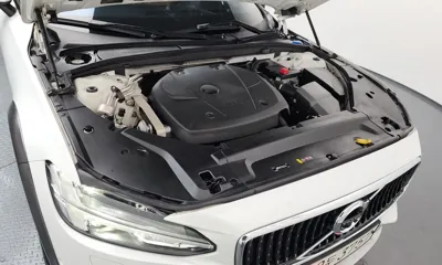 Volvo V90 2018, 92158 км, за 18962.67 USD - фото 6