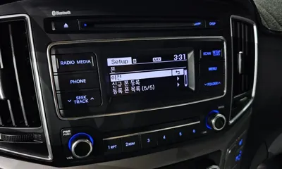 Hyundai Starex 2019, 129120 км, за 8527.24 USD - фото 16